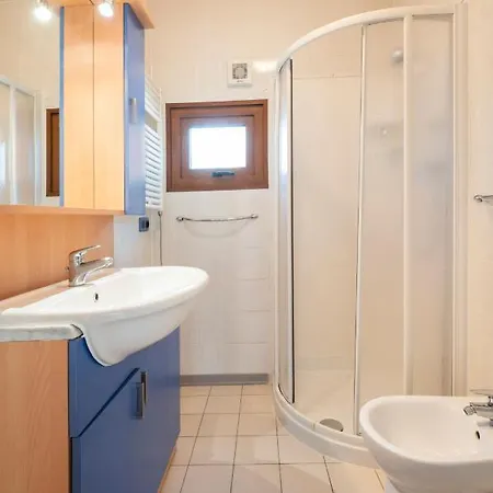 诺里纳露营旅馆