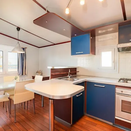 مكان تخييم Norina بيزارو