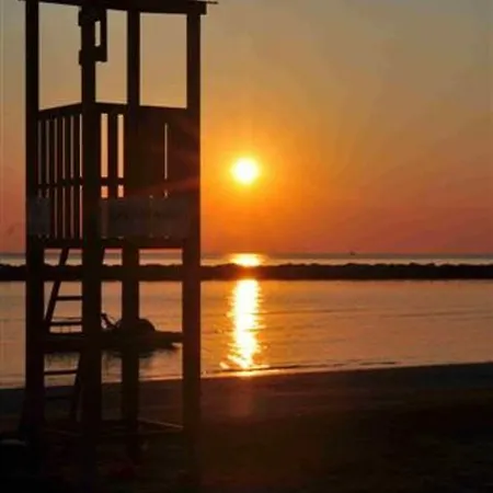 Norina مكان تخييم بيزارو