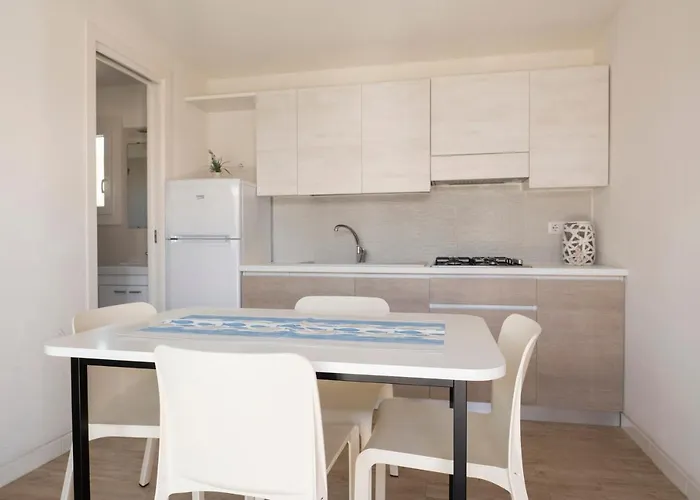 Norina Κάμπινγκ Πέζαρο