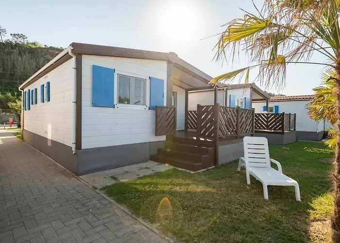 Κάμπινγκ Norina 3*