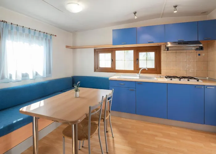 Κάμπινγκ Norina