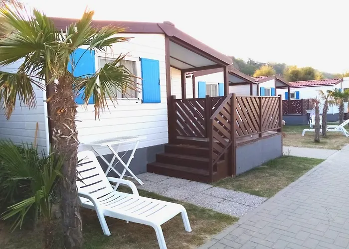 Κάμπινγκ Norina