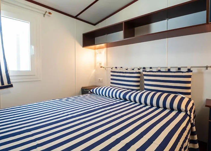 Norina 3* Πέζαρο