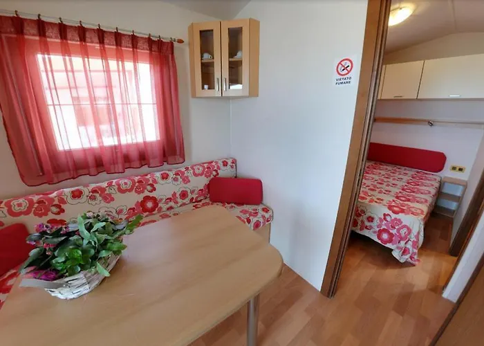 Norina 3* Πέζαρο